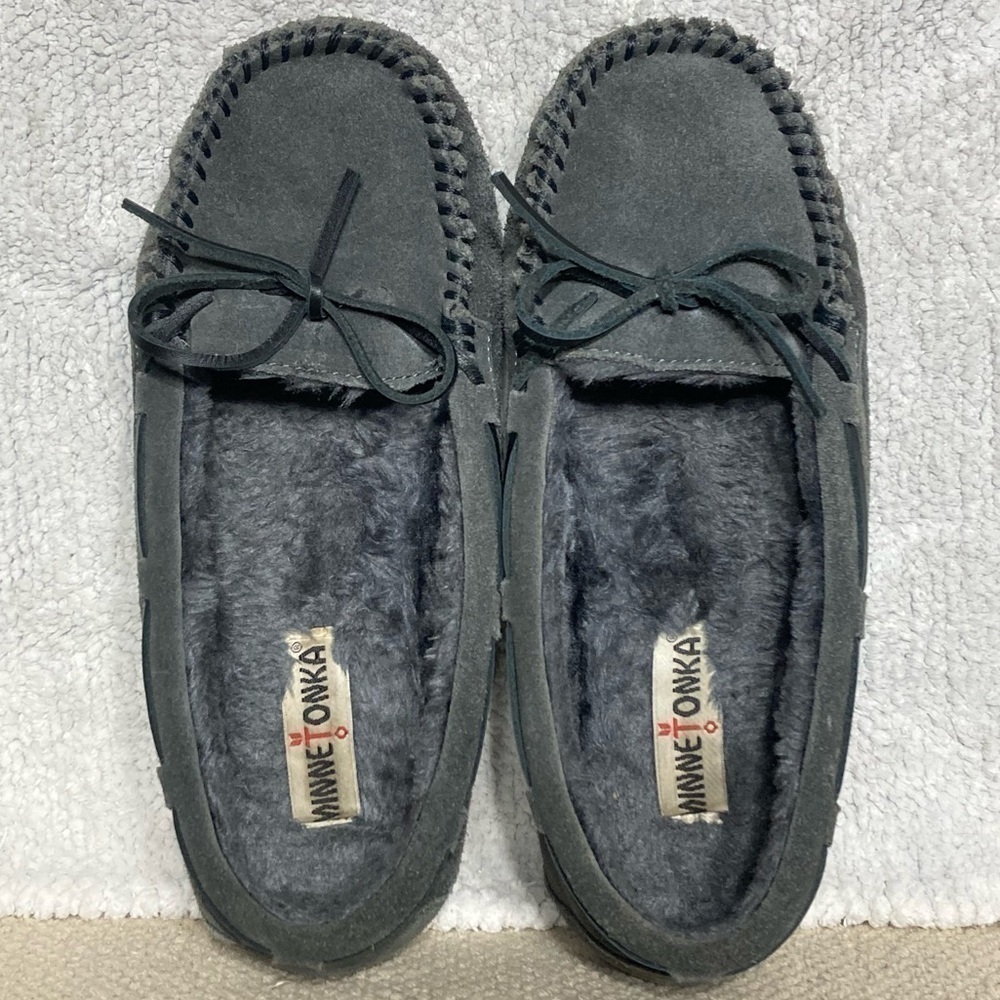Minnetonka Womens Grey Suede Leather Faux Fur Lined Moccasins Shoes Size US 10 M - Picture 5 of 11